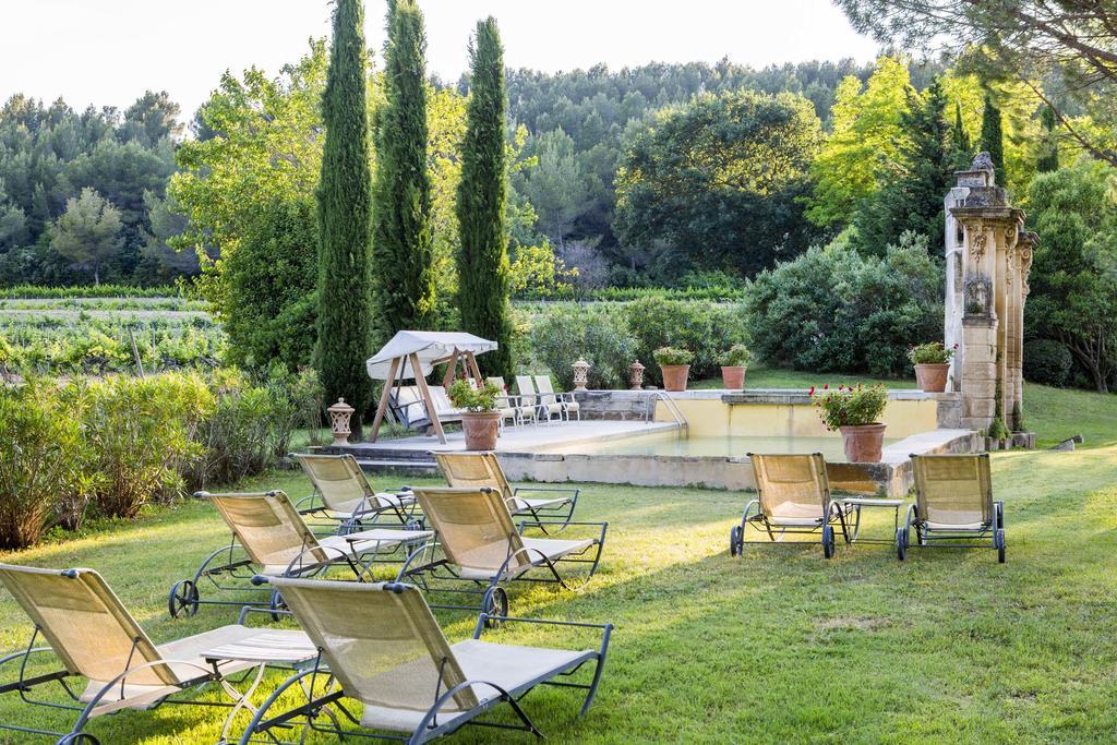Chateau Talaud Bed & Breakfast Loriol-du-Comtat Exterior photo